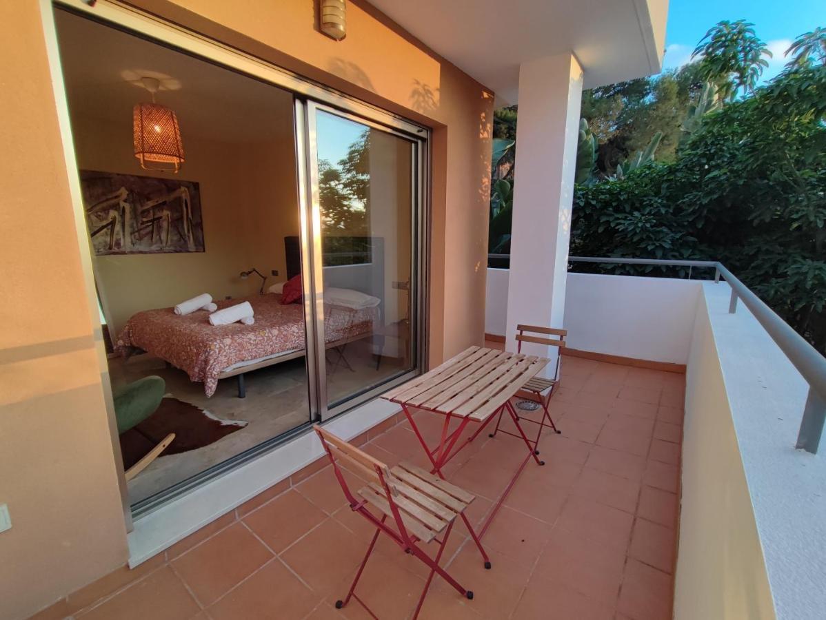 Villa Aguilas Club - Guest House Malaga Exterior photo
